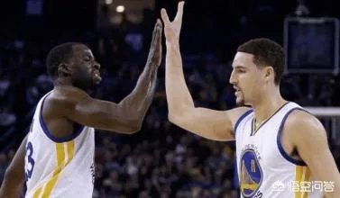 有人说库里作为近年来自带体系第一人，如果没有他就没有格林和汤普森，你怎么看？