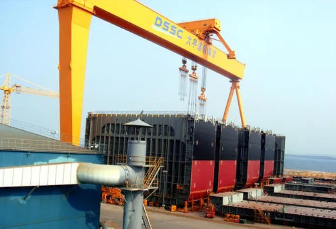 全球十大造船集团 韩国现代重工位列榜首,年收高达百亿美金