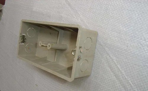 家装开关插座高度一般为多少