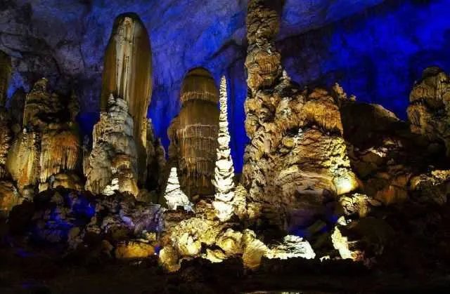 地下喀斯特地貌的溶洞有什么