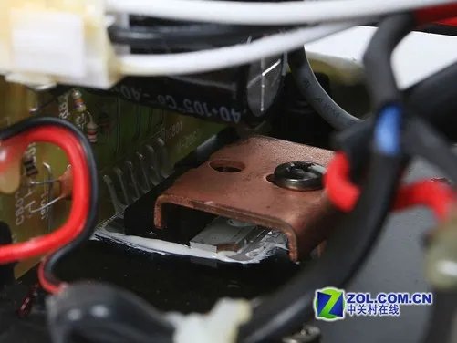 声音厚润丰满 三诺N-25G音箱深度评测