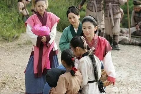 如果想了解新罗的善德女王，除了《三国史记》、《三国遗事》、《东国通鉴》，还可以参考哪些韩国书籍？