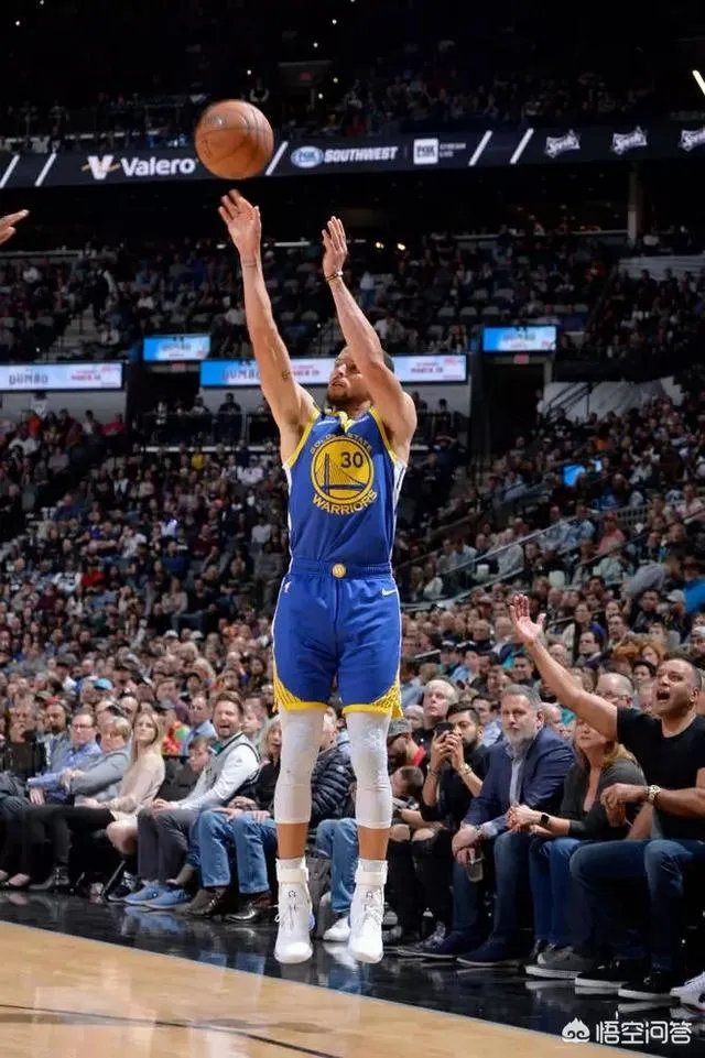 马刺111:105击败勇士9连胜，马刺为什么可以击败勇士？
