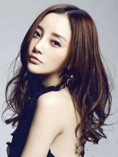 李小璐晒和甜馨温馨照了吗？