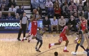 如何评价火箭vs灰熊中豪斯的表现，最后阶段上格林会更好吗？