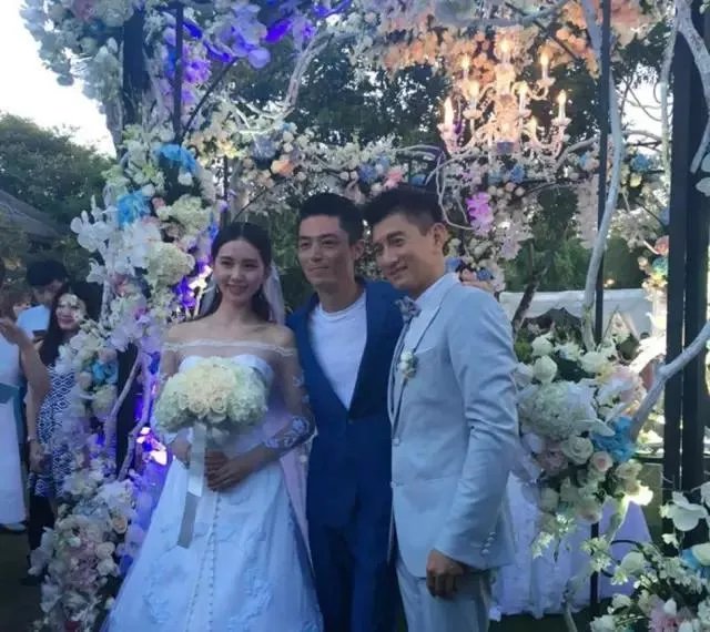 南方人在酒店办婚礼是吃一餐还是几餐的，有哪些规矩。其流程是什么样子的？