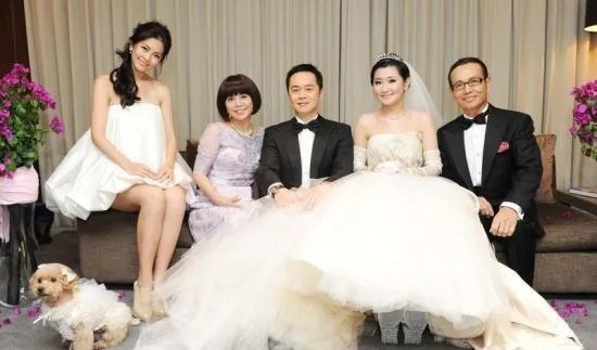 张承中跟Selina结婚,张承中是因为爱情而在一起的吗?