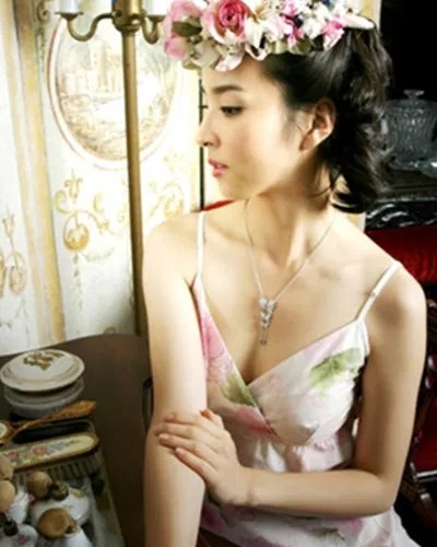 韩惠珍整容了吗 曝其前后对比照