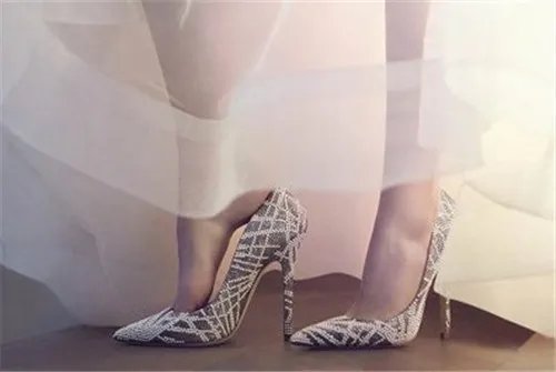 十二星座的婚纱鞋子 十二星座婚鞋推荐