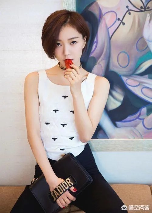 前几年爆红的王珞丹，怎么最近都没什么作品？退圈了吗？