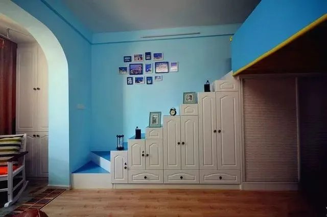 楼梯下的空间,难道就我觉得浪费吗?复式房必看!