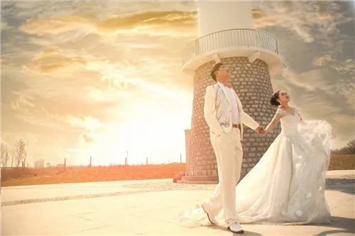 石家庄婚纱照价格是多少  怎么拍婚纱照更合算