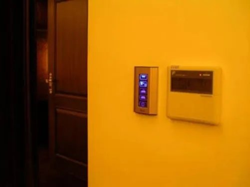 暴雨侵袭下 如何“教”安防设备不再怕水