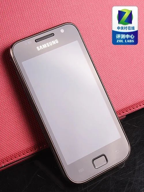 简配版I909? 双模Android三星I809评测