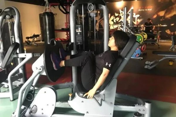 练腿的健身器材有哪些?