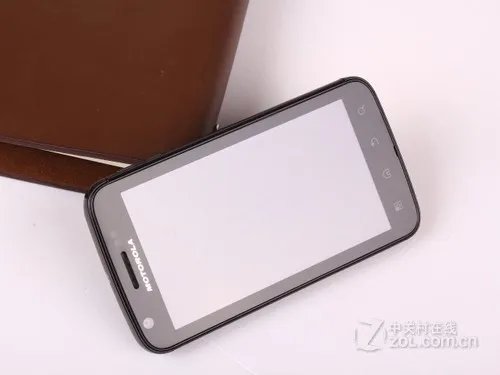 双核旗舰 摩托罗拉ME860官方降价促销