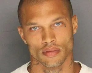 美国最帅囚犯很帅吗？