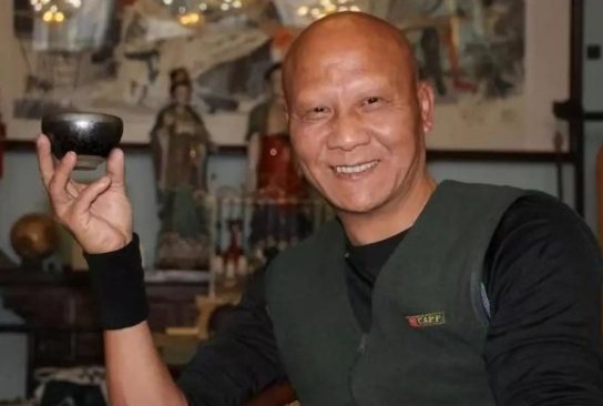 李咏得的是什么癌症