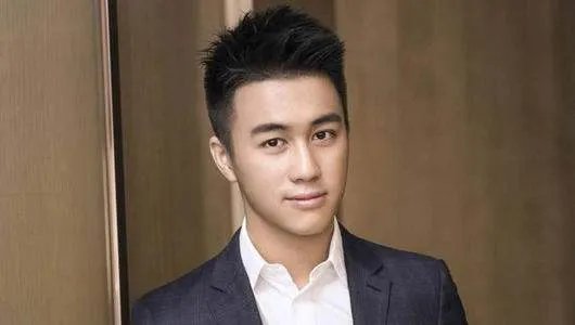 何猷君发2000多字泣血长文，到底都说了点儿啥，有无内涵？