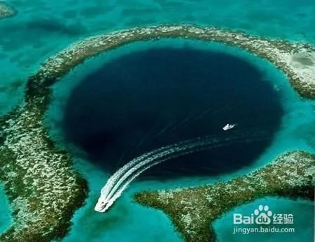 全球十大壮观坑洞：地狱之门排名第一