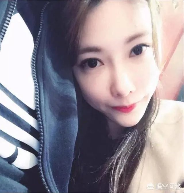 网曝颜骏凌已离婚,前妻发文:“别跟我提这人”。你怎么看?