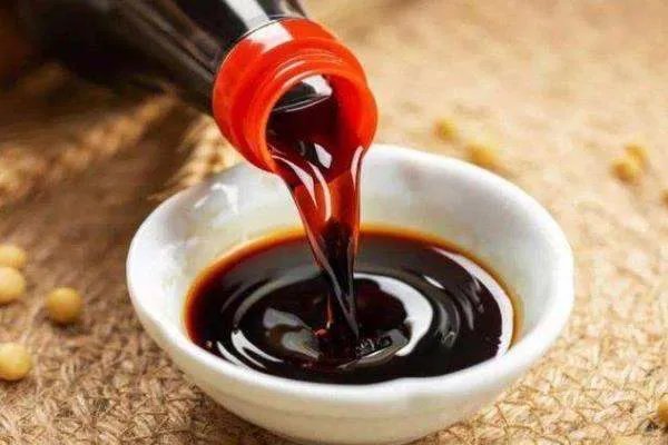 海天酱油内被曝有活蛆,这是真的吗?