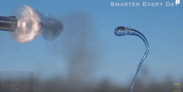 子弹都打不碎的“鲁珀特之泪”为何一捏尾部就碎了?