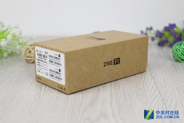 不服?待个机! 21克F1老人手机评测