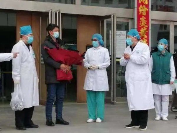 31个省市新增确诊49例，全国会不会像之前封城封路呢？