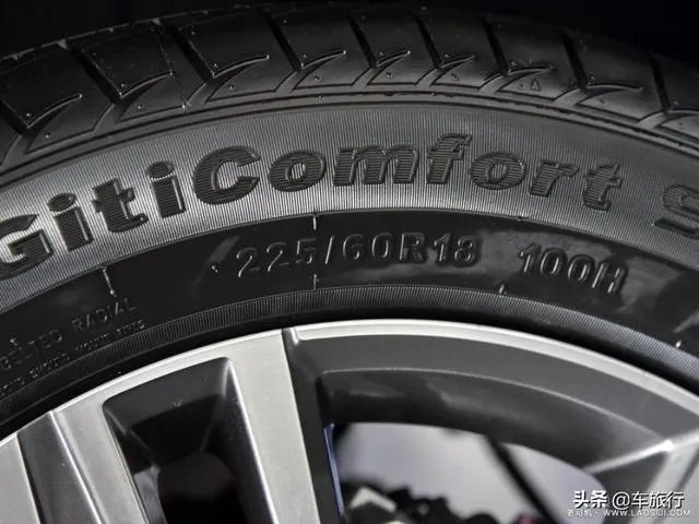 10万买什么车，内饰要好看？