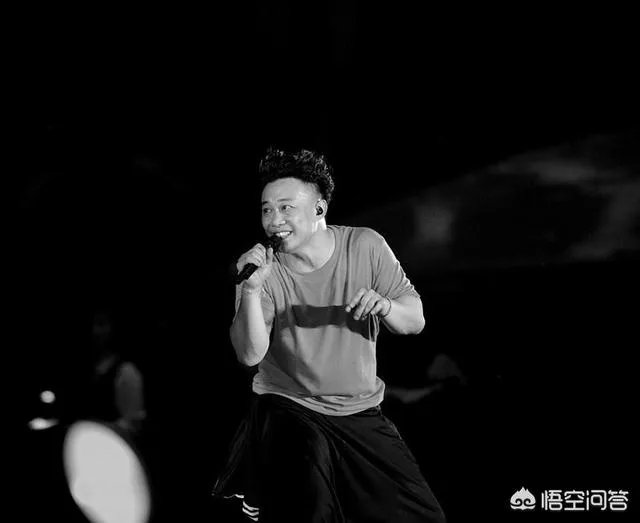 如何理解陈奕迅《主旋律》的歌词？