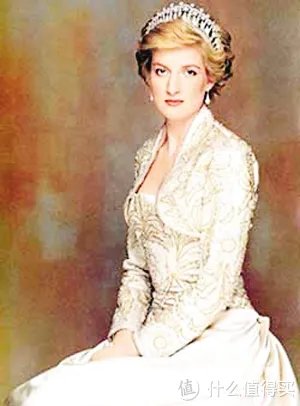 闻香识女人:翻一翻自家女王的小众香水