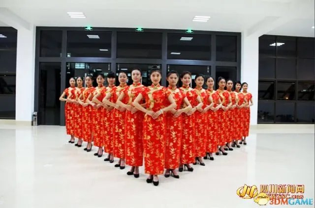 四川礼仪队究竟哪家强？长腿美颜女神云集图片赏