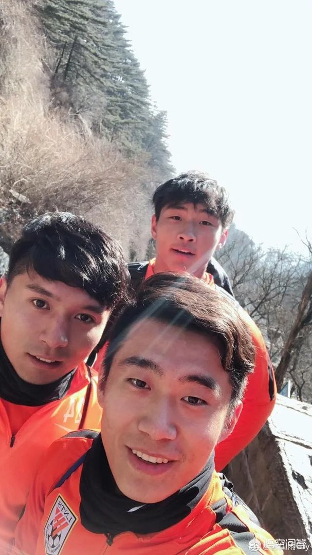 鲁能泰山队为什么要登泰山？