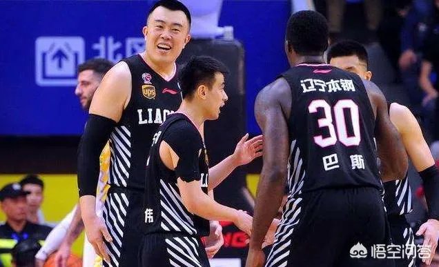 韩德君受伤，坑了辽宁，更坑了广东，早知道韩受伤，花那么多钱换外援干哈，你认为呢？