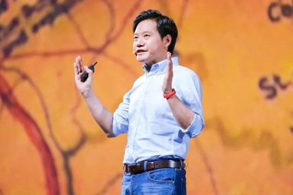 小米股价暴跌，这其中原因是什么？