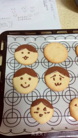 萌娃娃饼干