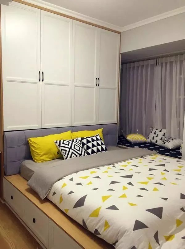 听了老婆的话将阳台改成卧室，爸妈过来再也不用睡客厅了！