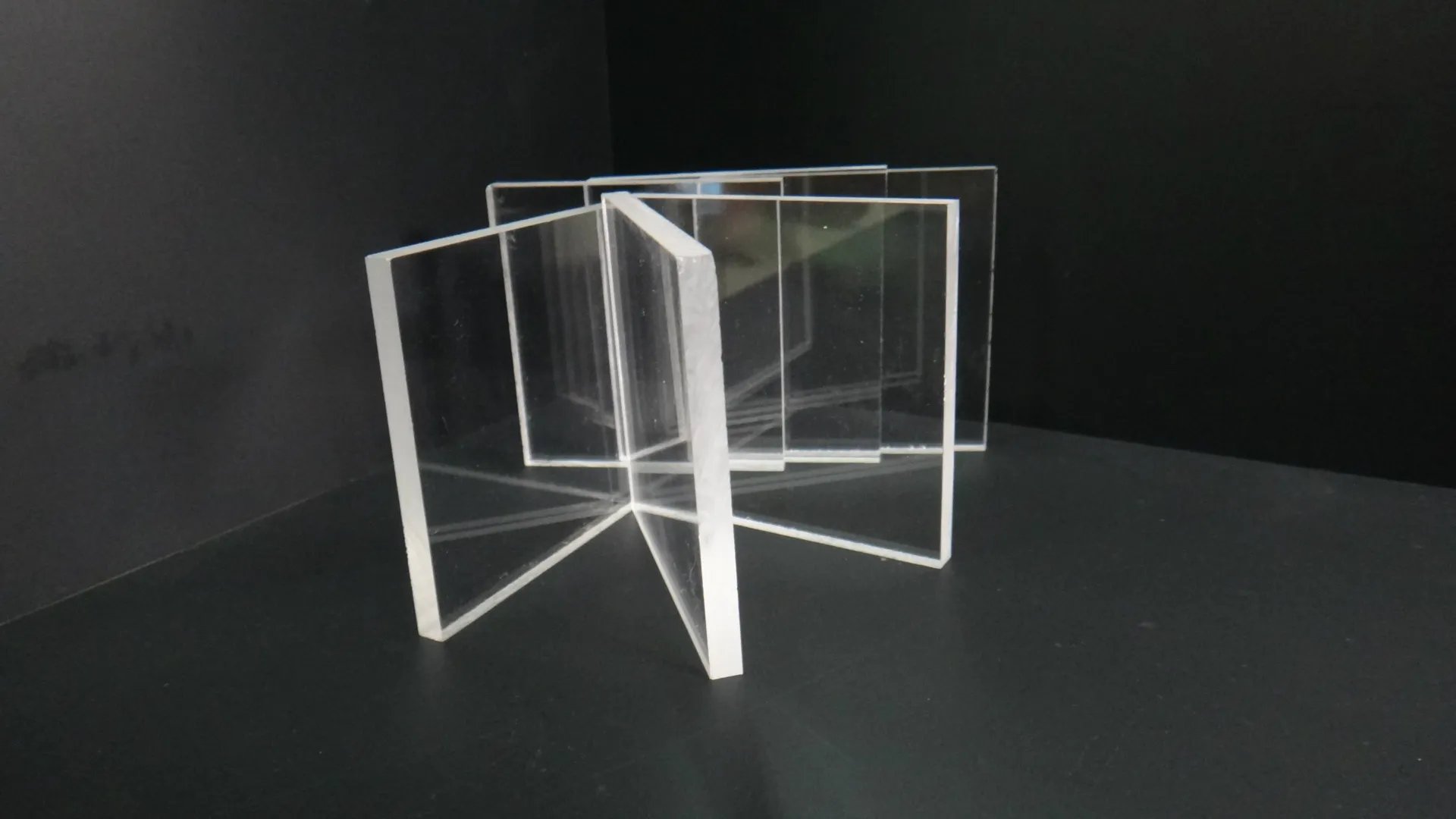 亚克力板品牌排名情况 亚克力板多少钱一平方