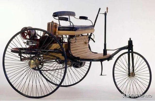 世界上是先有红绿灯还是先有汽车