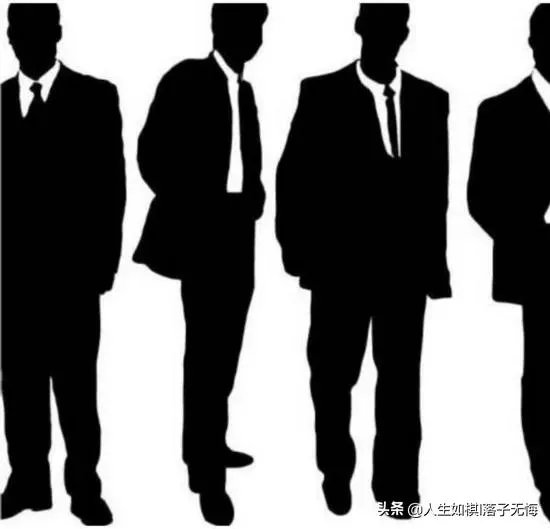 如果想要进高盛这类的知名投行,本科必须是清北复交吗?需要学什么专业?