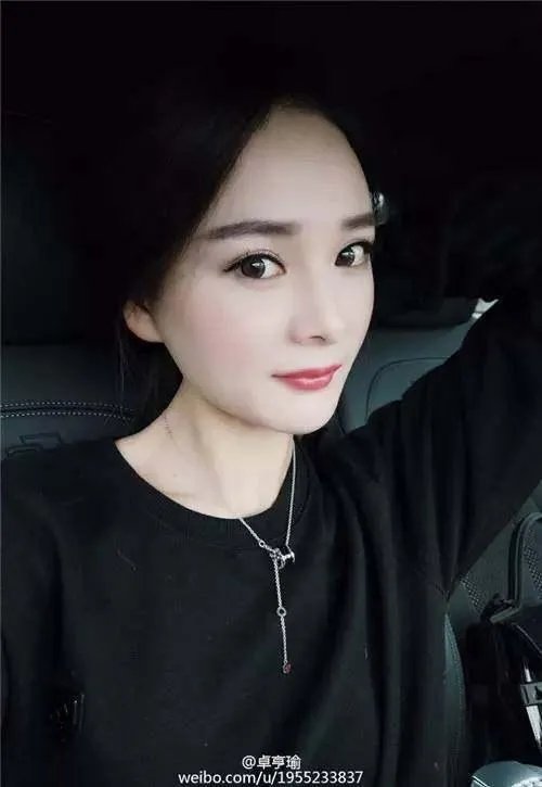 怎么看待杨幂替身对杨幂的评价？