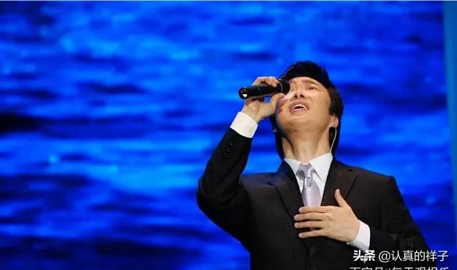 如何看待费玉清正式封麦？