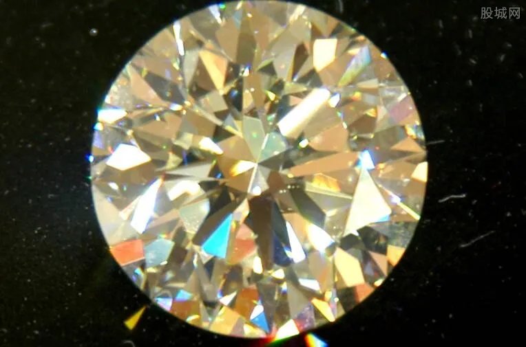 1克拉钻戒报价 2017一克拉钻石价格表