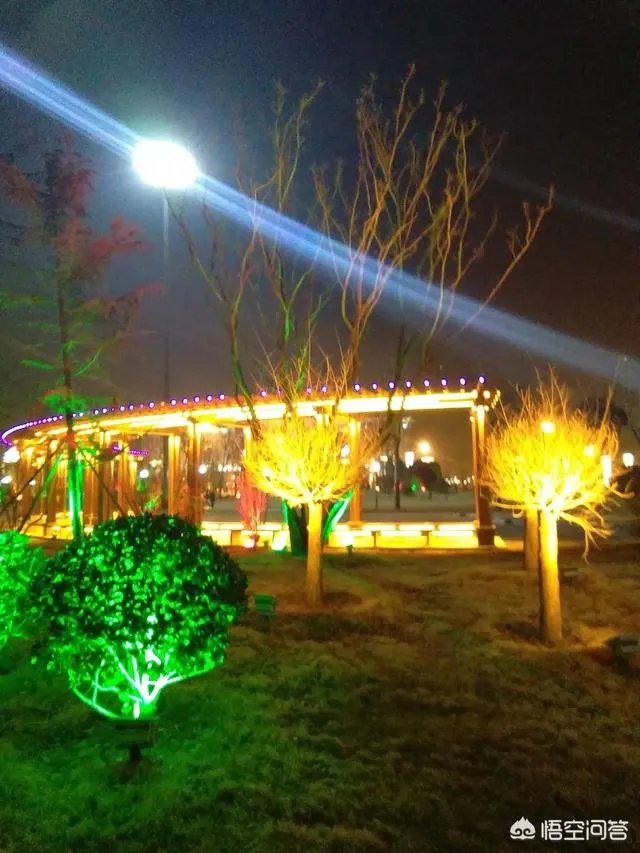 西安一的哥捡20万不动心，称不是自己的拿了不踏实，你怎么看？