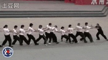 “武僧”一龙能打得过“太极宗师‘闫芳吗？