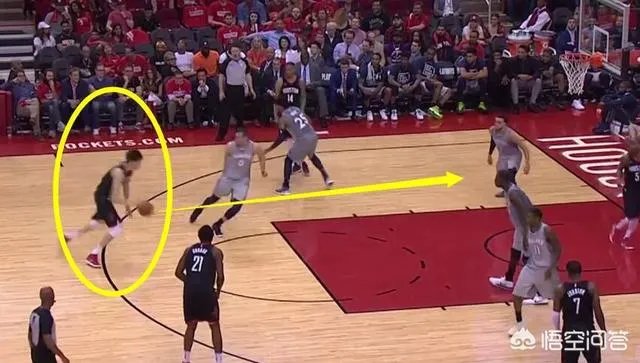 周琦职业生涯第一场季后赛得到2分1篮板怎么评价？