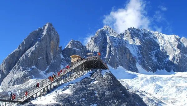 国内7、8月份去哪里旅游比较好？