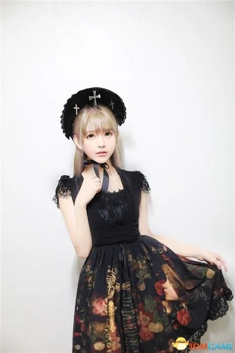 韩国清纯女孩爆红网络 网友感叹韩国医生医术精湛