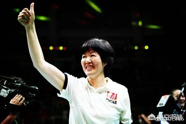 2018排超联赛颁奖典礼，中国女排主帅郎平为什么不参加？